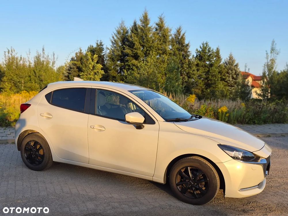 Mazda 2 SKYACTIV-G 90 Exclusive-Line - 3