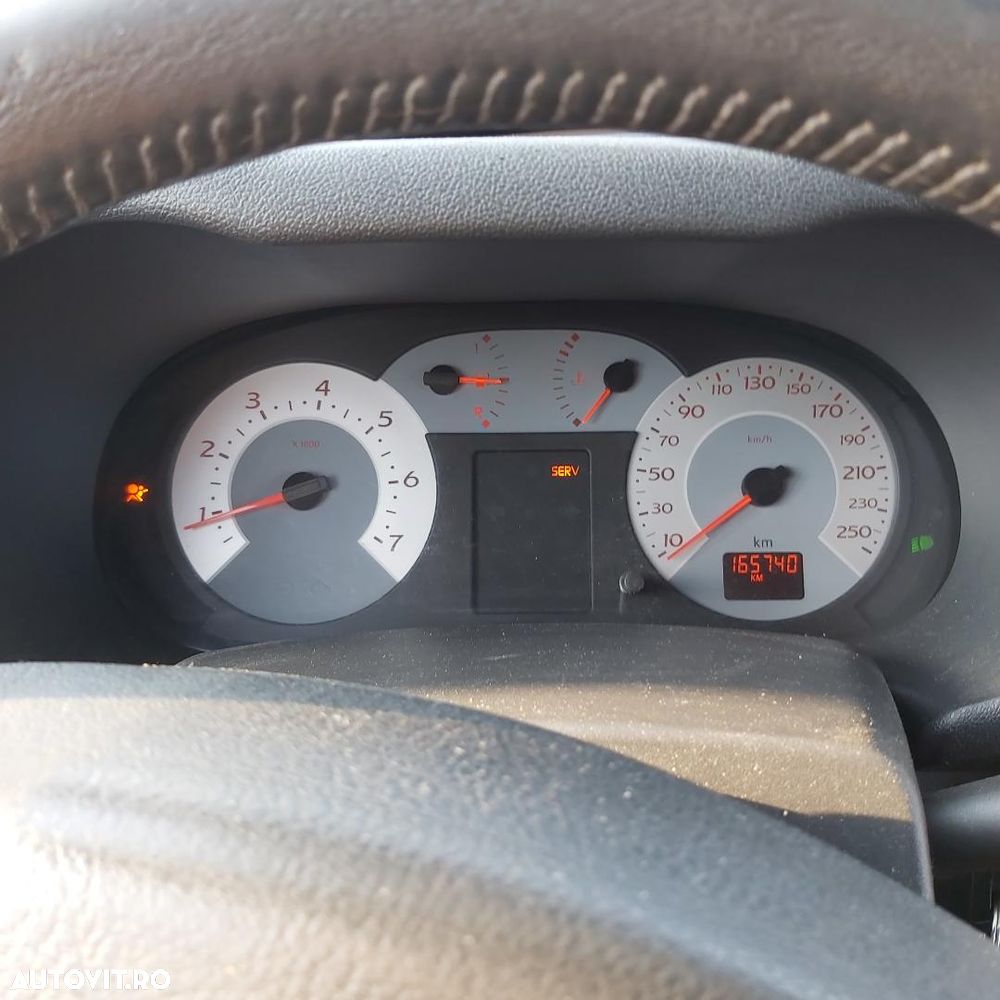 Renault Symbol Clio 1.5dCi Expression - 7