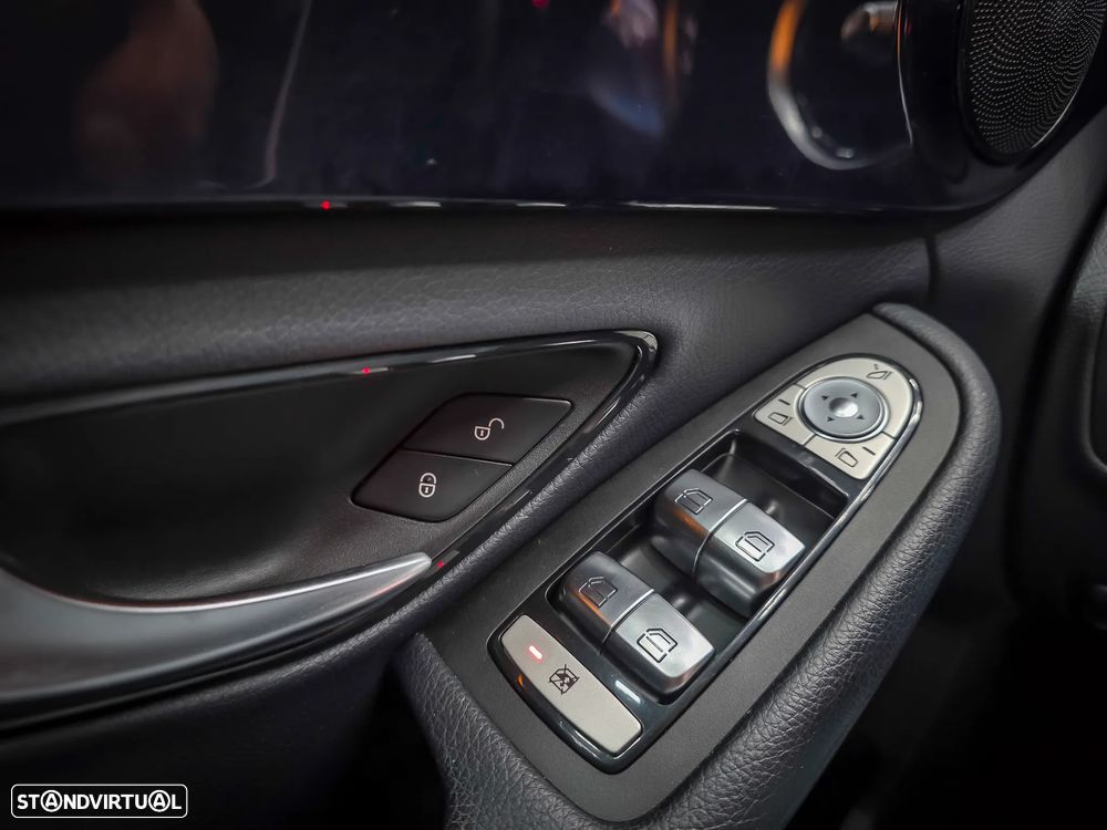 Mercedes-Benz C 180 d Station 9G-TRONIC - 30