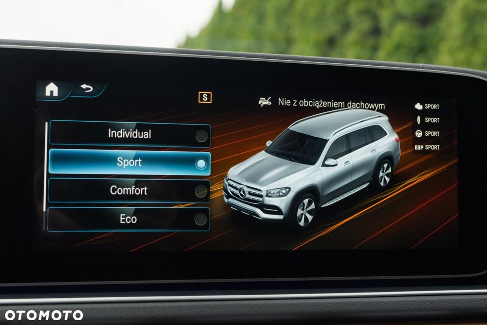 Mercedes-Benz GLS - 20