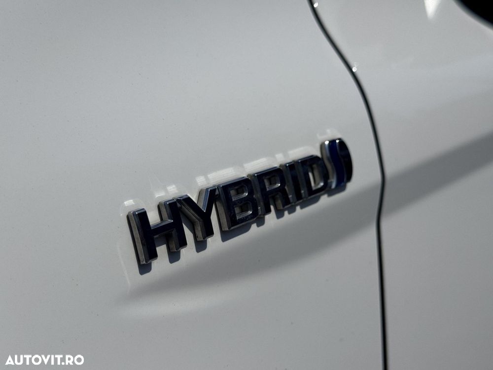 Toyota Camry - 27