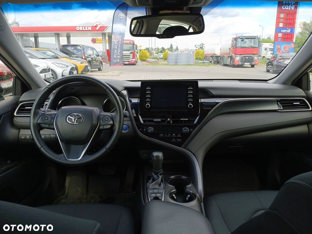 Toyota Camry 2.5 Hybrid Comfort CVT - 11