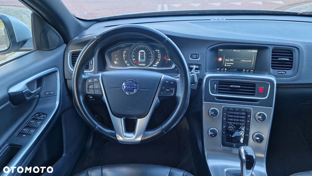 Volvo S60 D4 Summum - 28