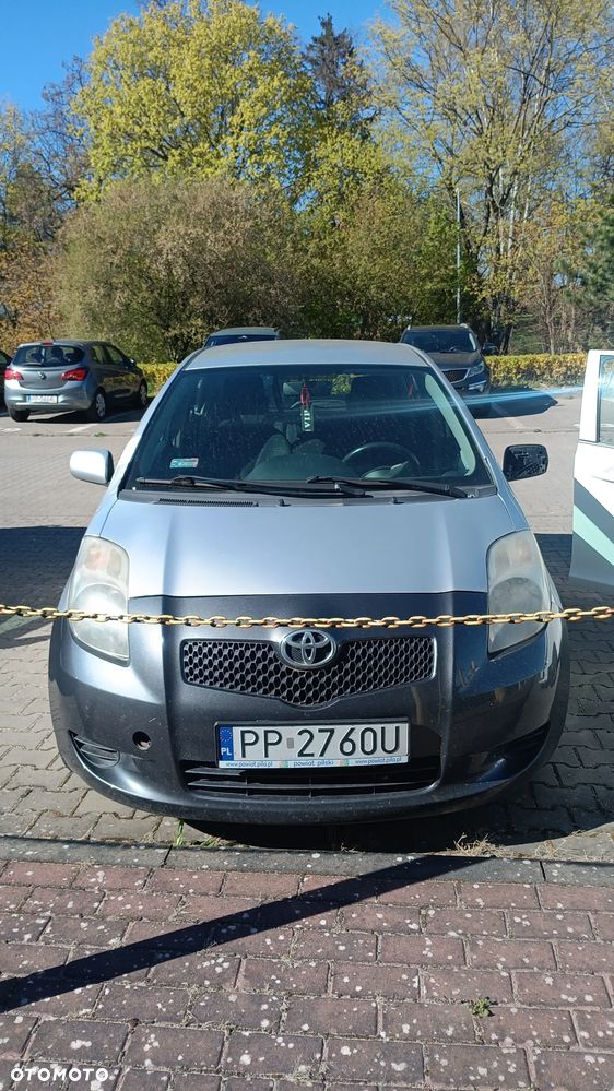 Toyota Yaris - 13