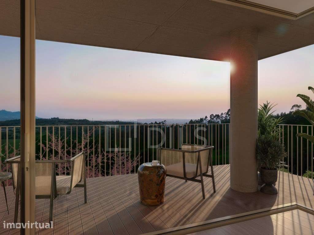 Apartamento T3 com terraço no Belas Clube de Campo - Grande imagem: 2/90