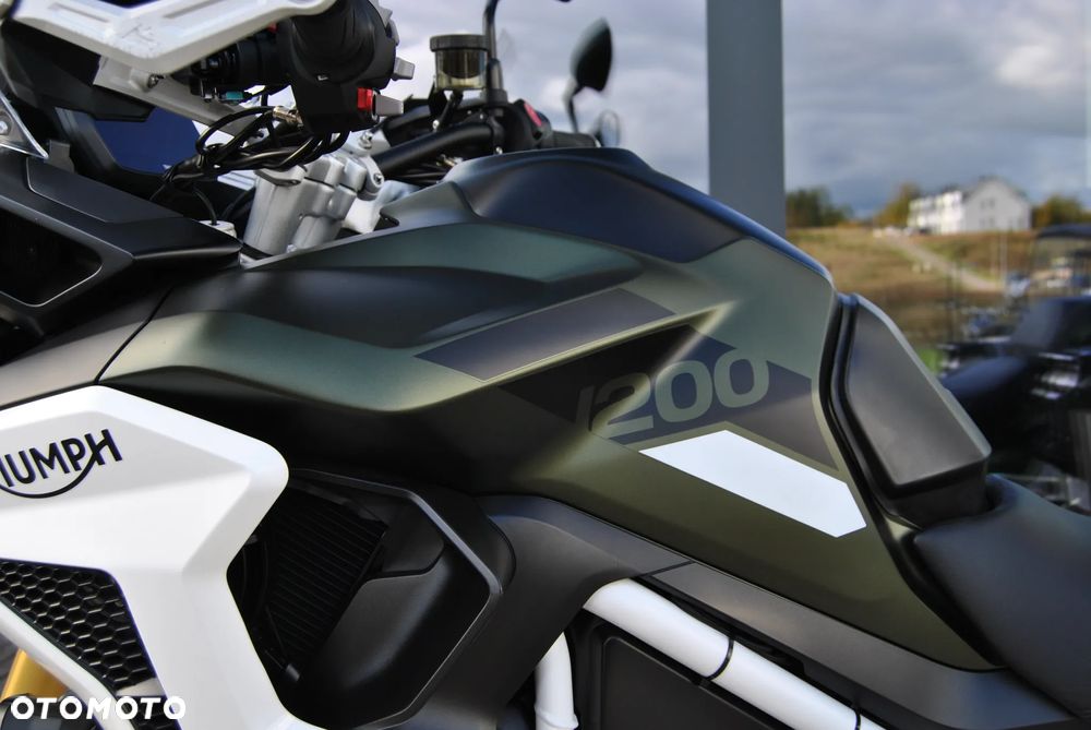 Triumph Tiger - 13