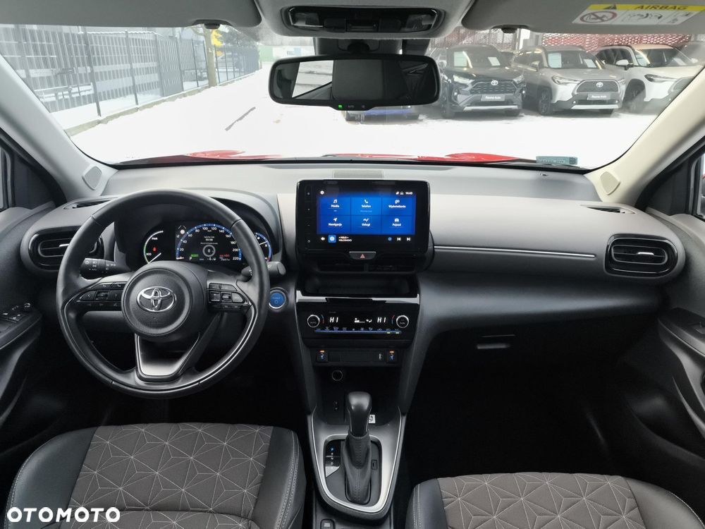 Toyota Yaris Cross Hybrid 1.5 Executive - 10