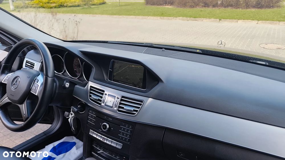 Mercedes-Benz Klasa E 220 BlueTEC BlueEFFICIENCY Edition 9G-TRONIC Avantgarde - 37