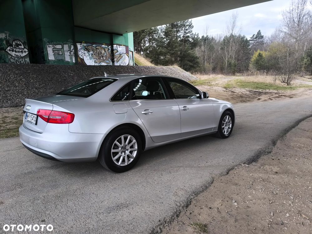 Audi A4 Limousine 1.8 TFSI Attraction - 2
