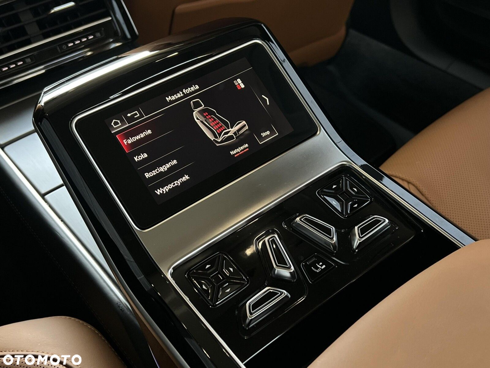 Audi A8 - 24
