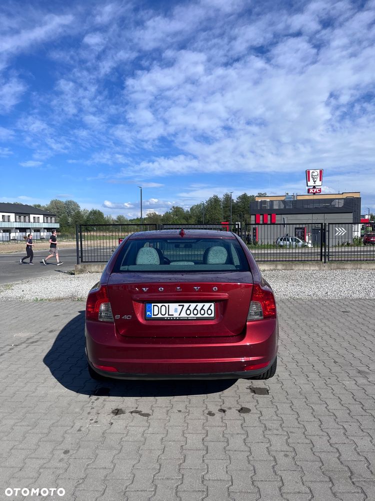 Volvo S40 2.0D Momentum - 6