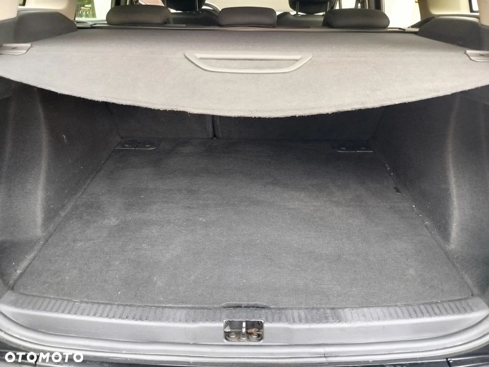 Renault Clio 1.2 16V 75 LIMITED - 26