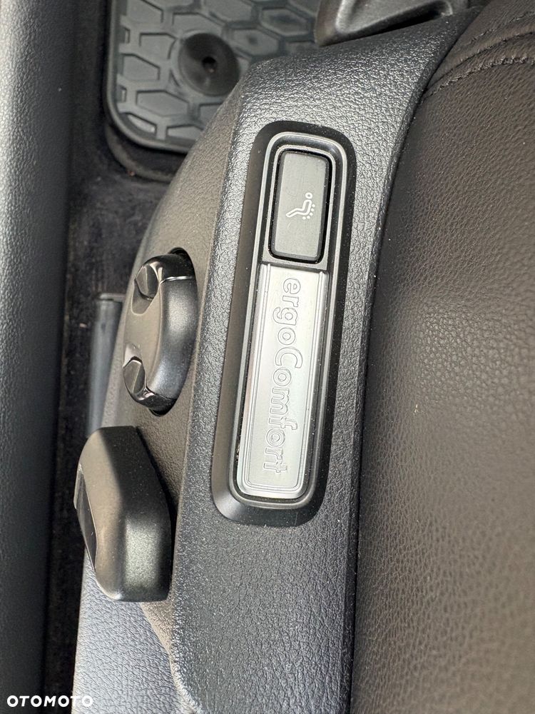 Volkswagen Passat 2.0 TDI SCR Highline - 7