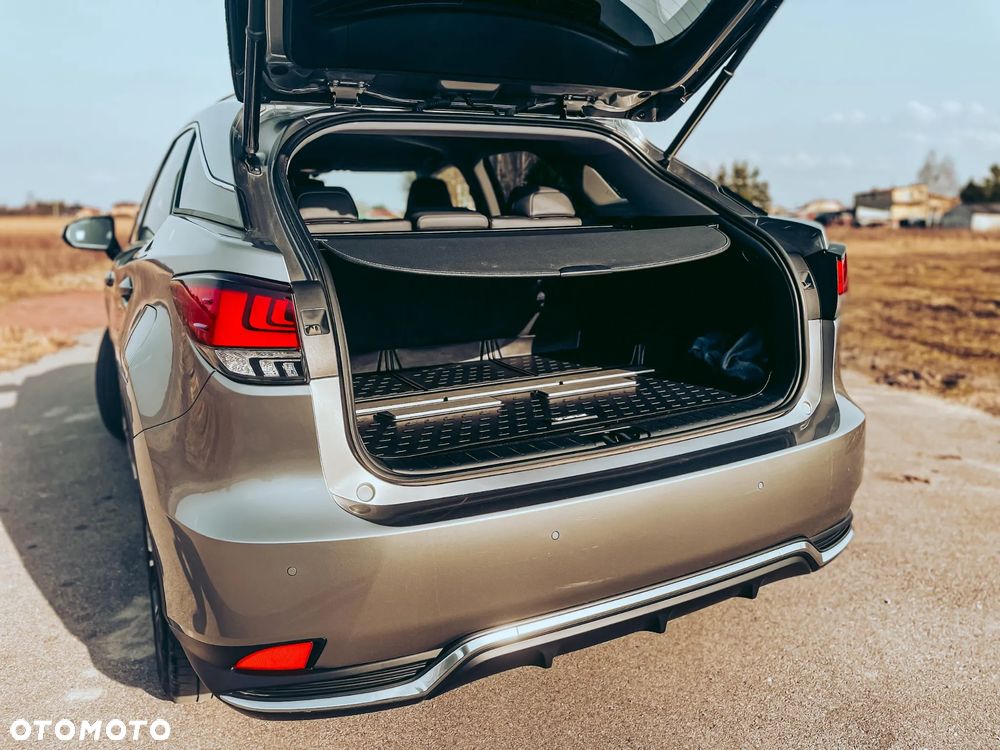 Lexus RX 450h Business Edition - 11