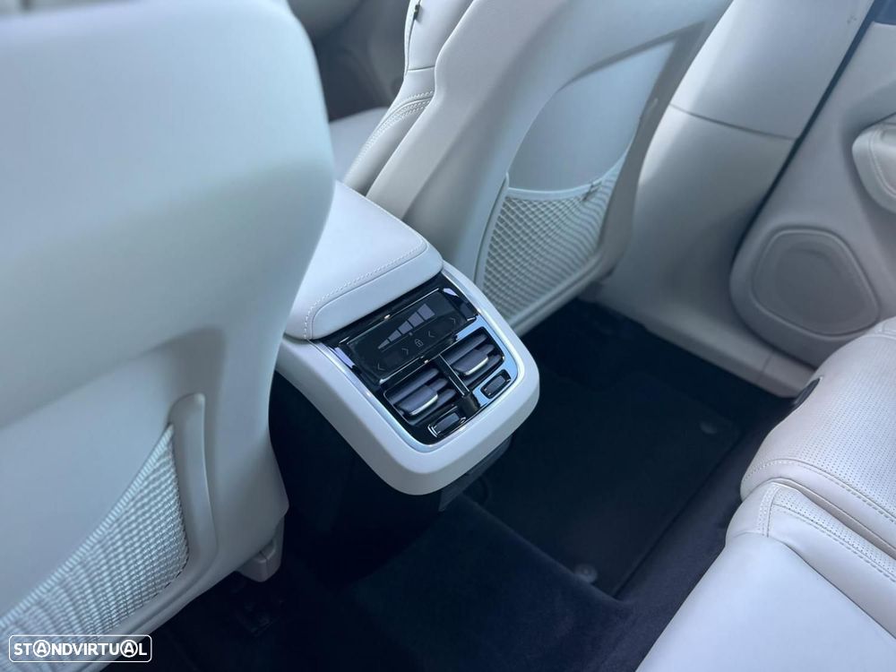 Volvo XC 60 2.0 D4 Inscription Geartronic - 10