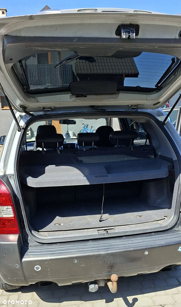 Hyundai Tucson 2.0 CRDi Active - 5