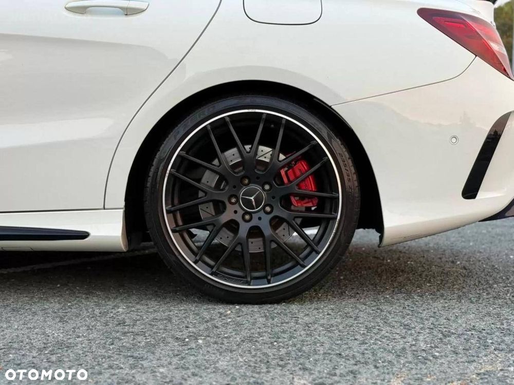 Mercedes-Benz CLA AMG 45 4Matic AMG Speedshift DCT 7G - 10