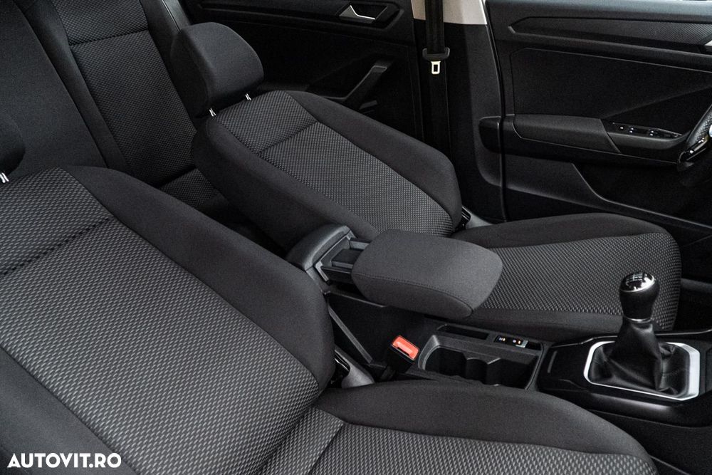 Volkswagen T-ROC 1.6 TDI Design - 29