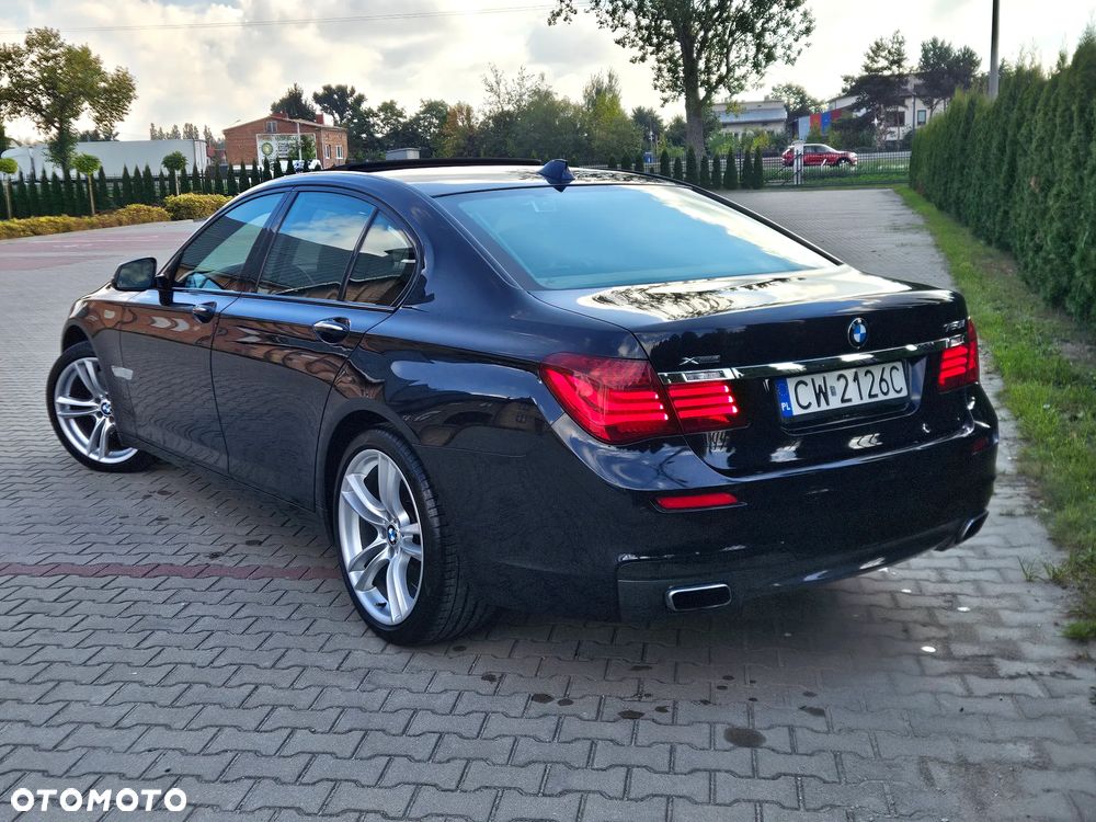 BMW Seria 7 750i xDrive Edition Exclusive - 35