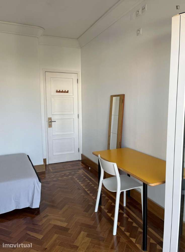 Quarto - localizado em Carcavelos Lisbon - Grande imagem: 3/17