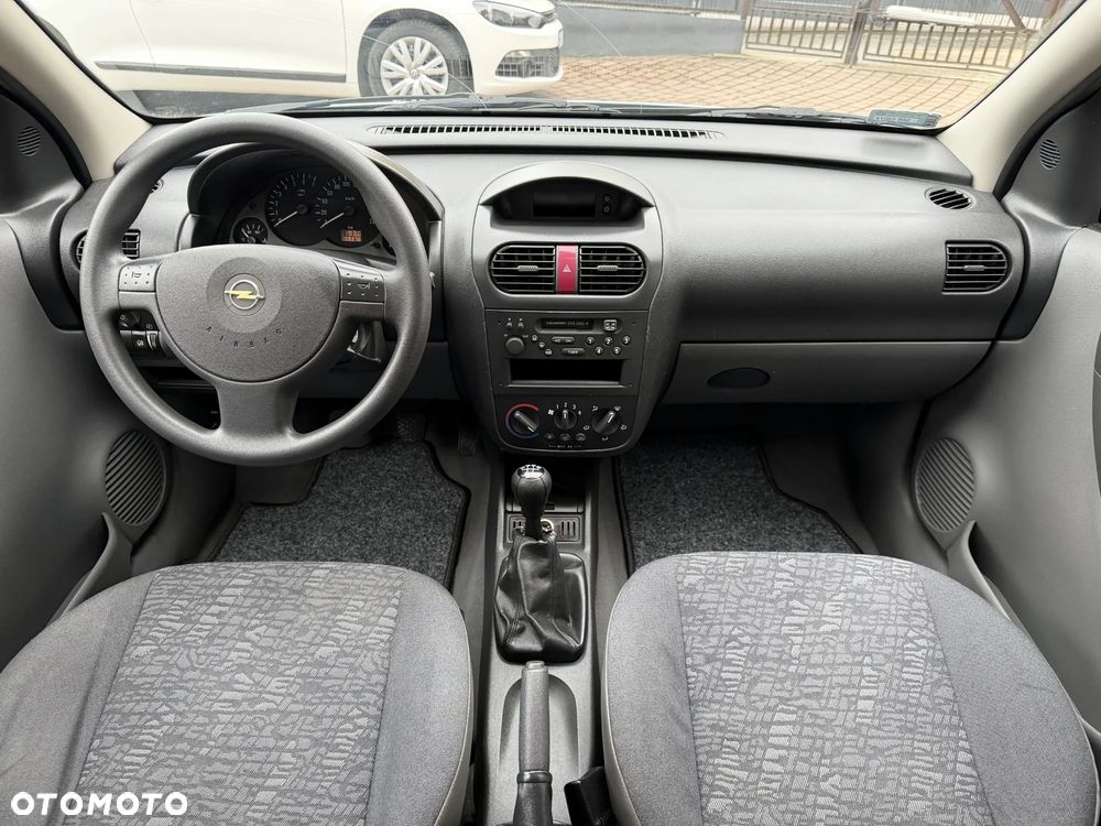 Opel Corsa 1.2 16V - 7