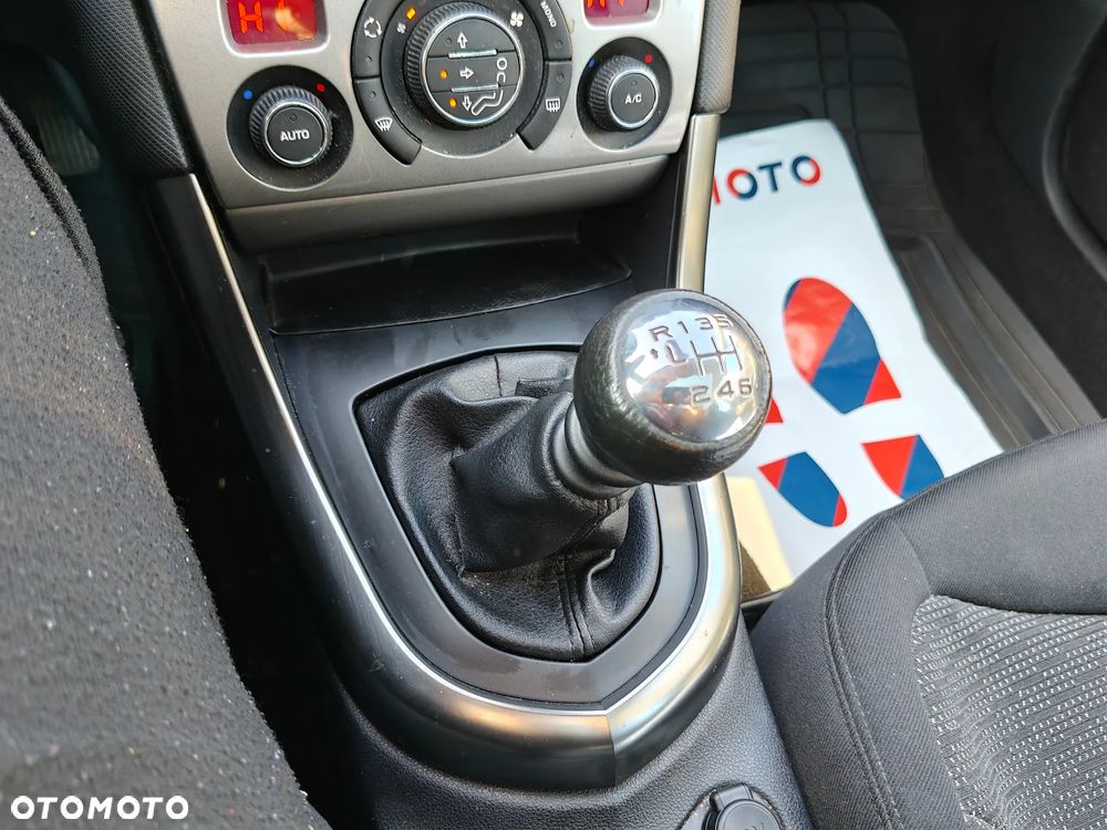 Peugeot 308 1.6 Premium - 27