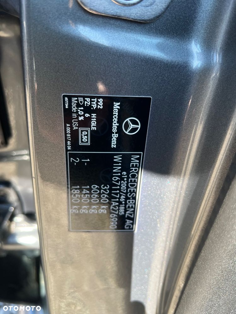 Mercedes-Benz GLE 300 d 4Matic 9G-TRONIC AMG Line - 33