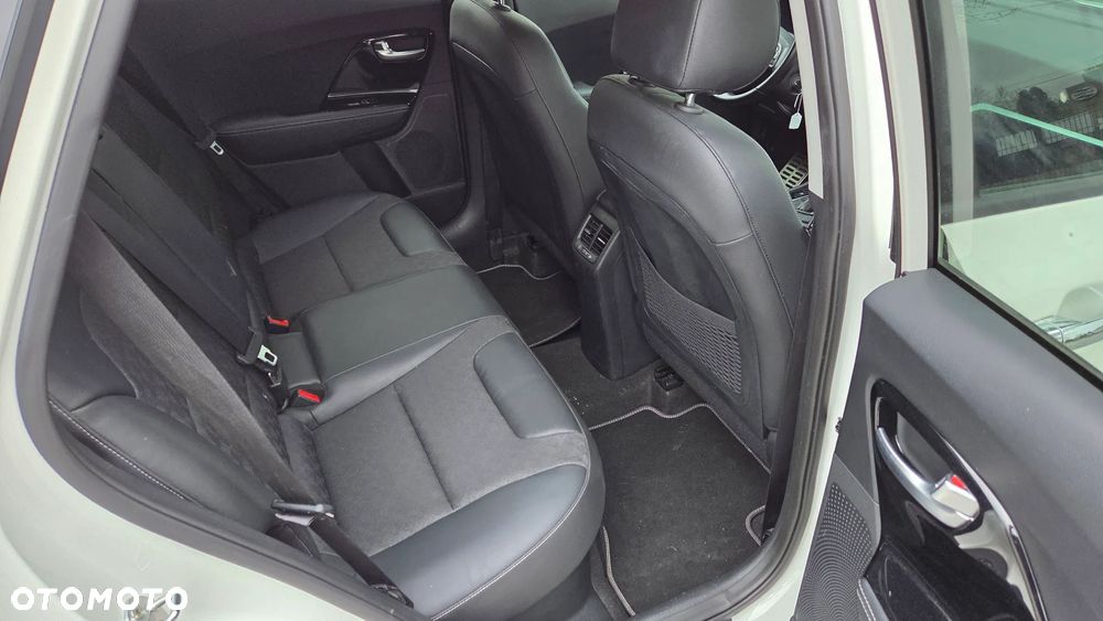 Kia Niro - 12