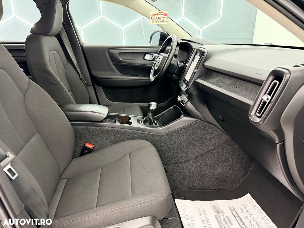 Volvo XC 40 T2 Momentum Core - 7