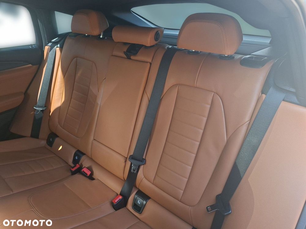 BMW X4 - 18