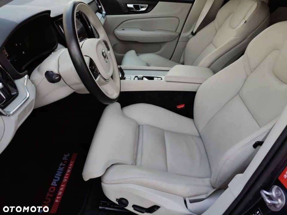 Volvo V60 - 16