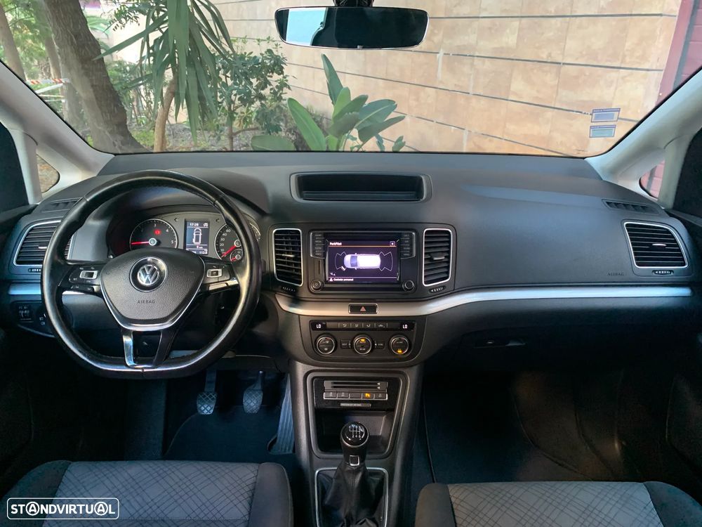 VW Sharan 2.0 TDI Blue Confortline - 18