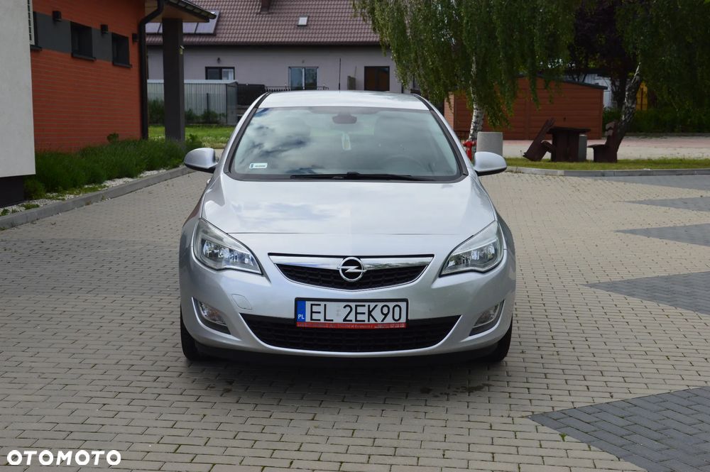 Opel Astra - 4