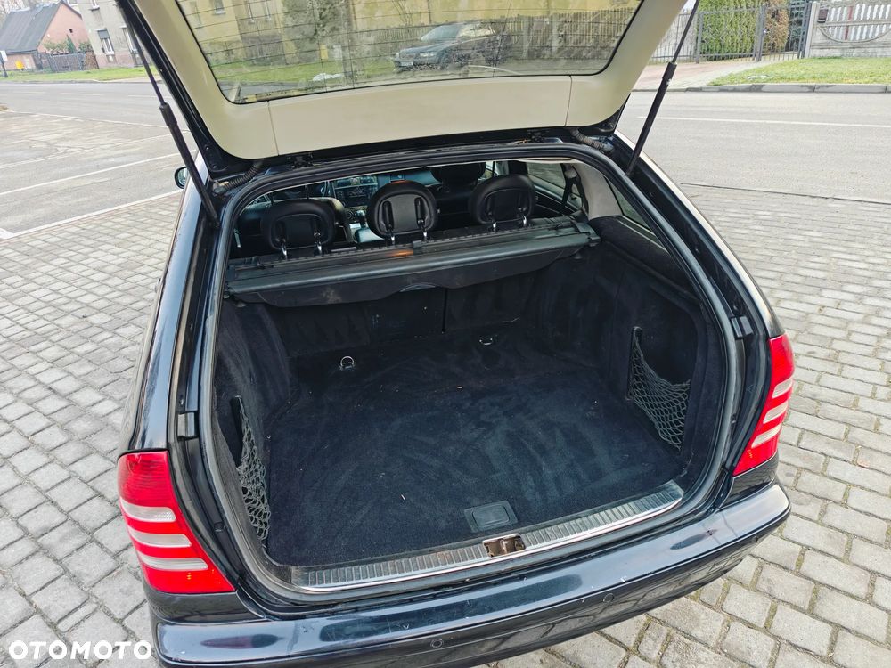 Mercedes-Benz Klasa C 180 Kompressor Elegance - 19