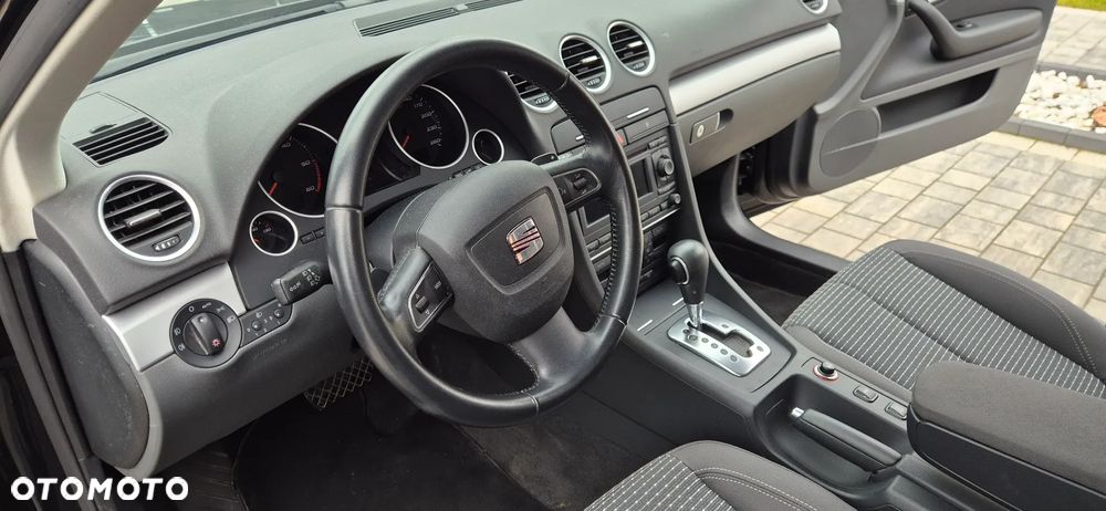 Seat Exeo 2.0 TDI CR Multitronic Style - 16