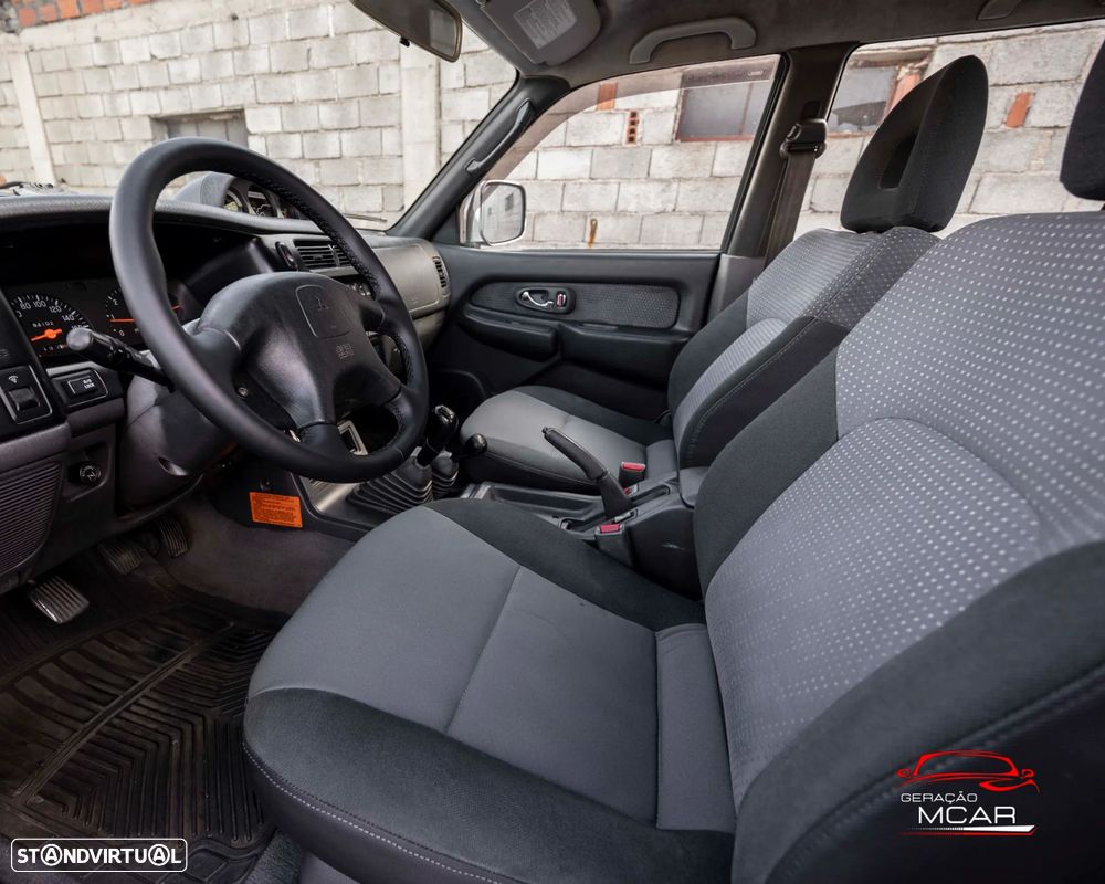 Mitsubishi L200 2.5 TD CD Strakar - 12