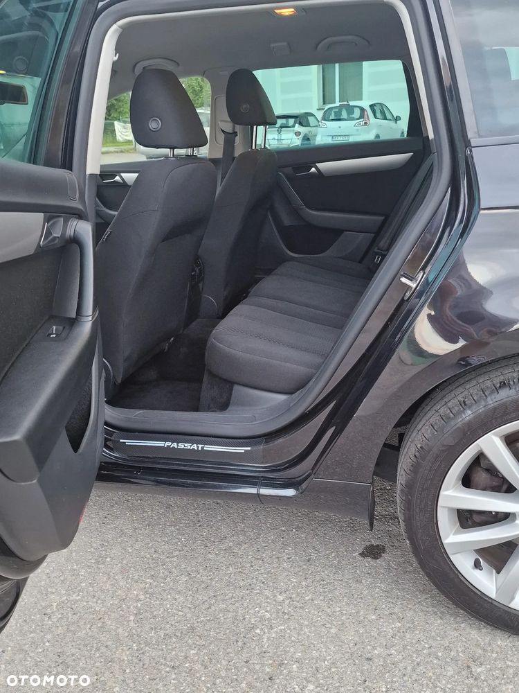 Volkswagen Passat 2.0 TDI Comfortline DSG - 20