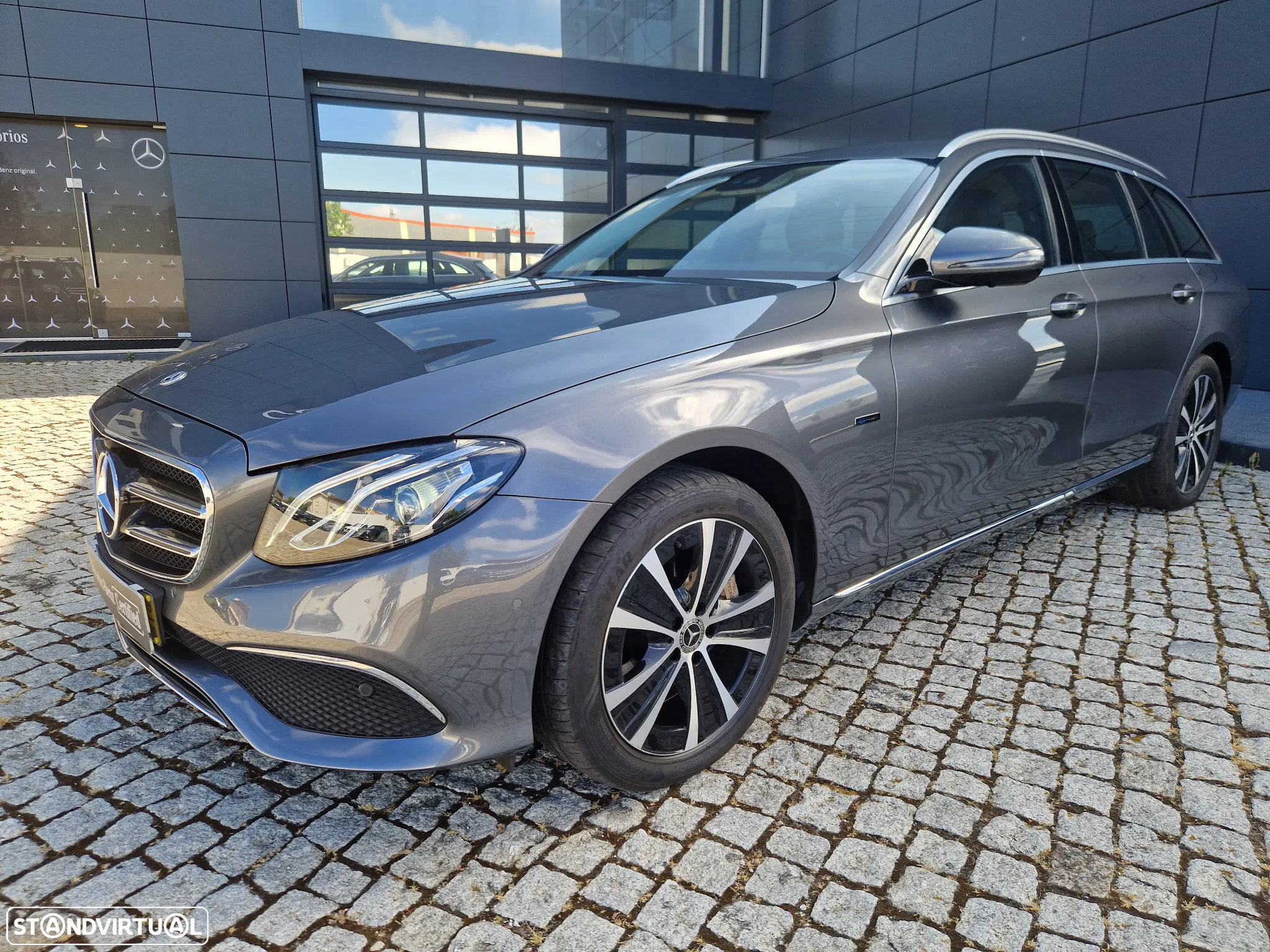 Mercedes-Benz E 300 de Avantgarde - 3