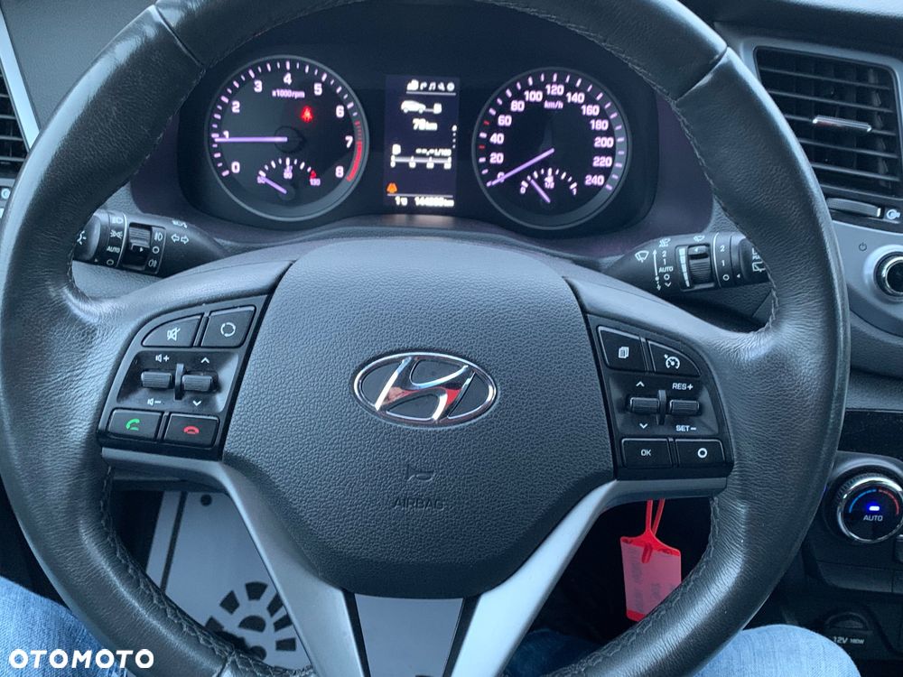 Hyundai ix35 blue 1.6 2WD Finale Gold - 16