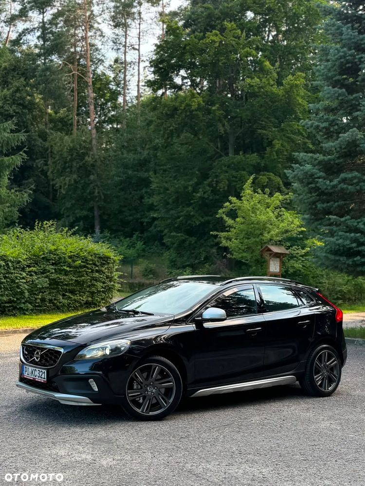 Volvo V40 Cross Country - 4