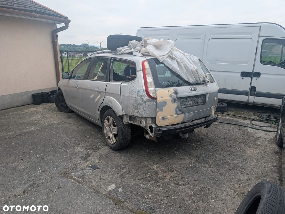 Ford Focus 1.8 Style - 4