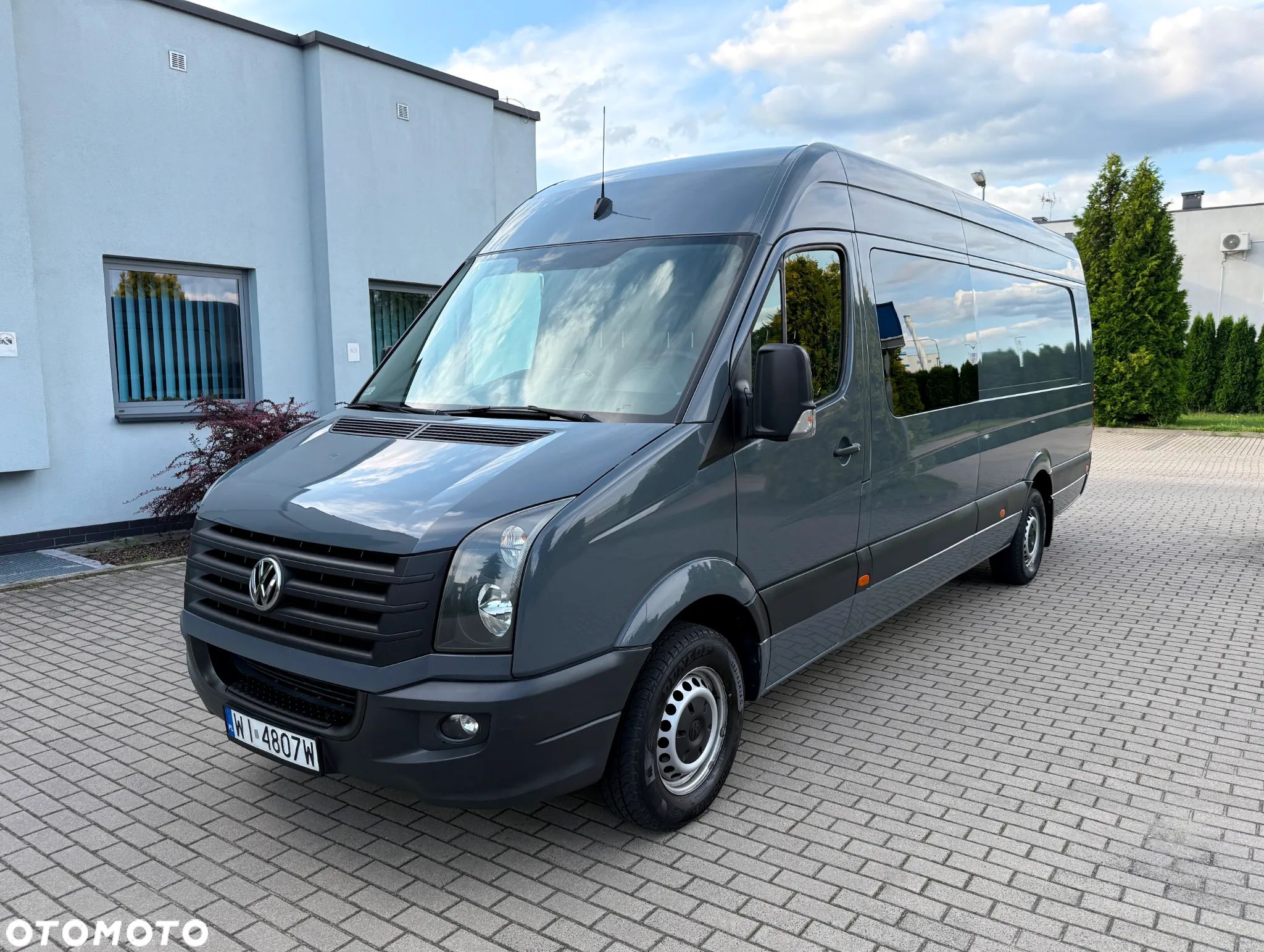 Volkswagen Crafter - 1