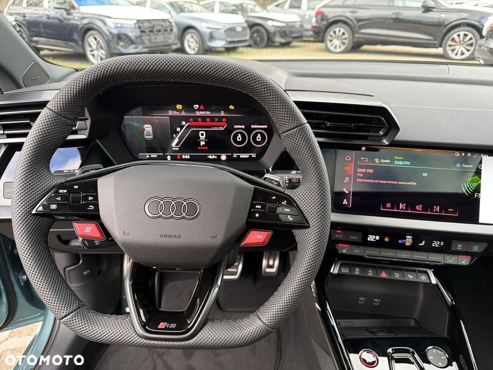 Audi RS3 Limousine - 14