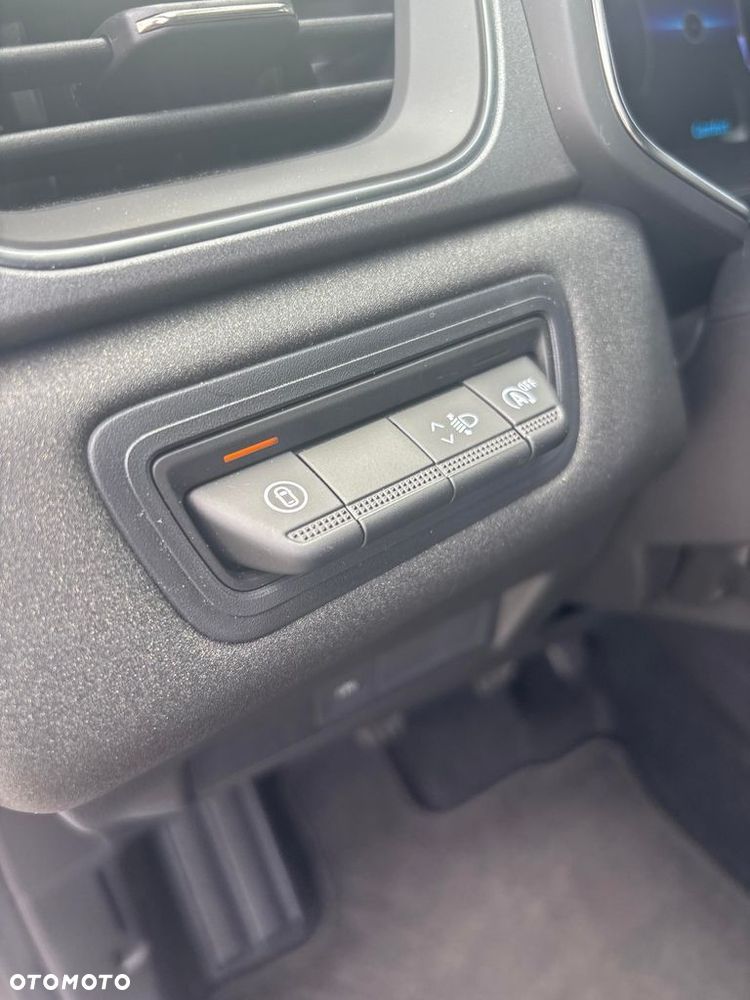 Renault Captur - 16