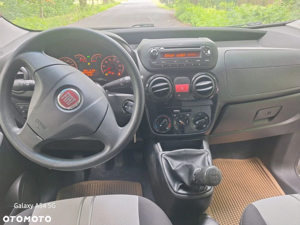Fiat Qubo - 13