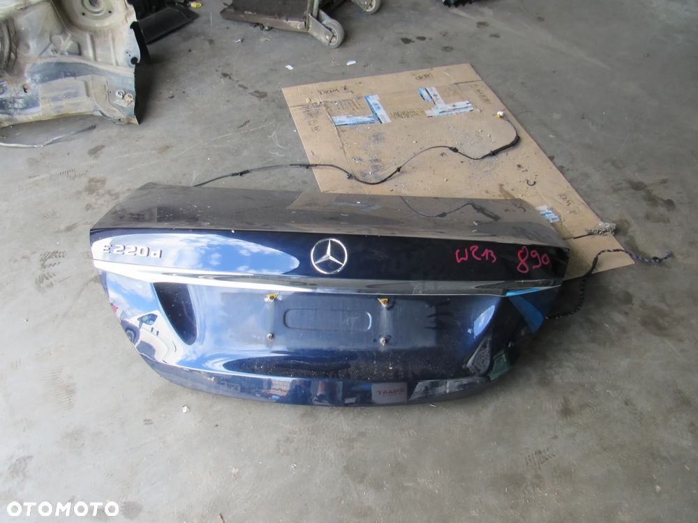 mercedes e klasa w213 tył klapa seadan 890 - 1