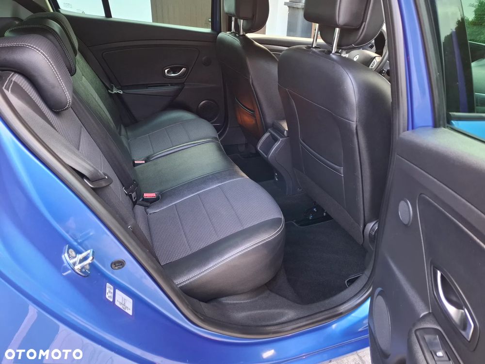 Renault Megane dCi 160 FAP GT - 12