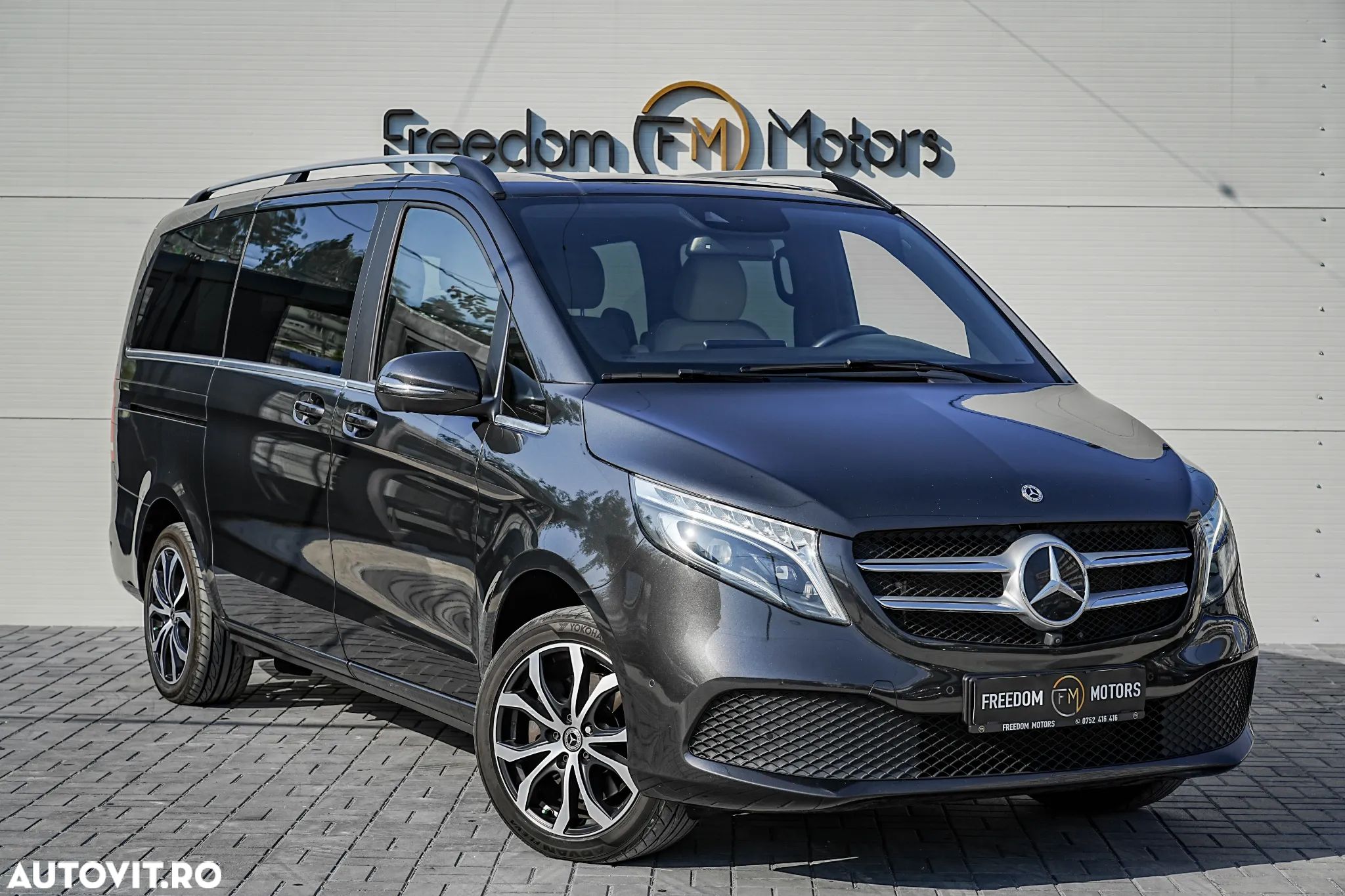 Mercedes-Benz V 250 d lang 4Matic 9G-TRONIC Avantgarde Edition 2023 - 1