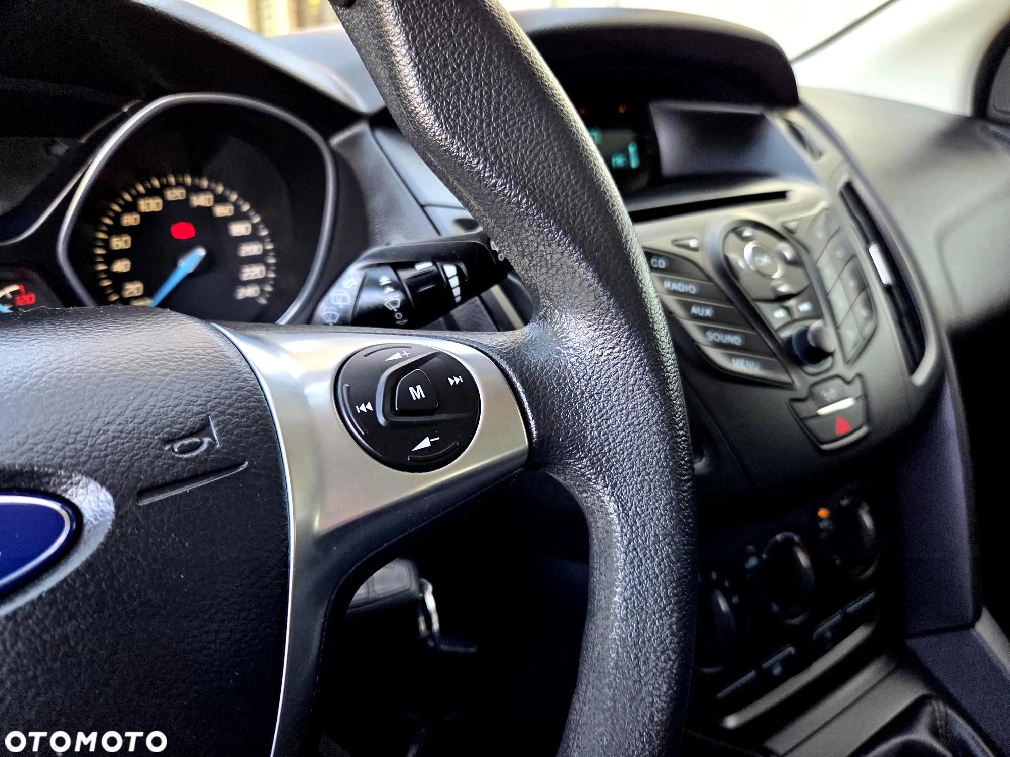 Ford Focus 1.0 EcoBoost Start-Stopp-System Champions Edition - 33