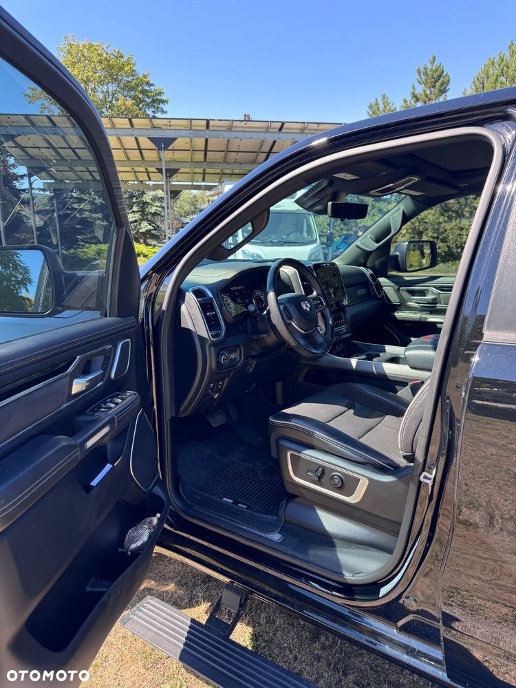 RAM 1500 5.7 eTorque Crew Cab Longbed Laramie Black - 13